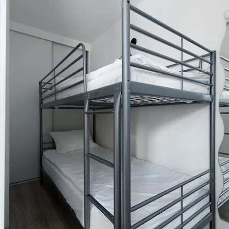 Rynek Homely By Bookinghost