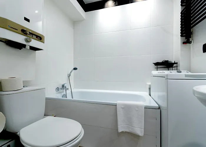 Apartment Rynek Homely By Bookinghost Breslau